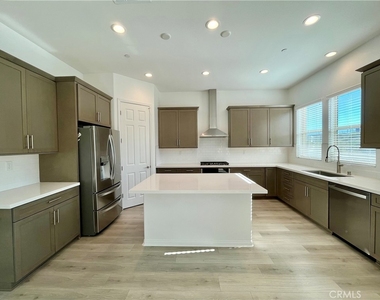 27355 Hyland Court - Photo Thumbnail 5