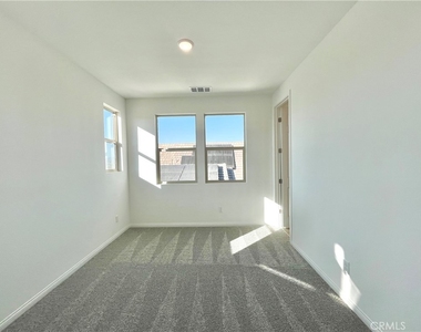 27355 Hyland Court - Photo Thumbnail 17