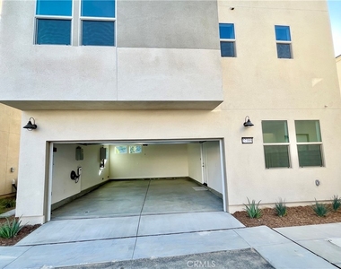 27355 Hyland Court - Photo Thumbnail 22