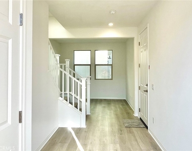 27355 Hyland Court - Photo Thumbnail 3