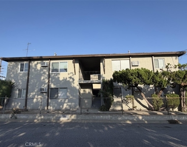 310 S California Street - Photo Thumbnail 9