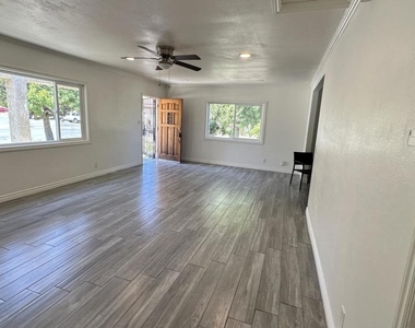 11390 Violeta Street - Photo Thumbnail 1