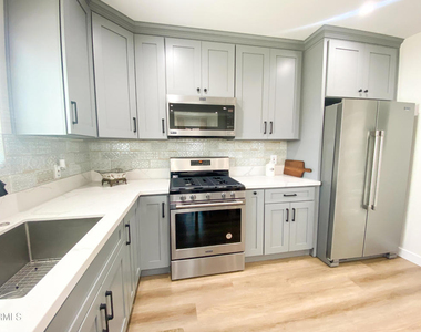1912 S Corning Street - Photo Thumbnail 3