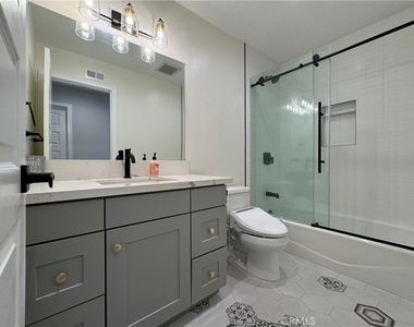 13745 Moonshadow Place - Photo Thumbnail 43