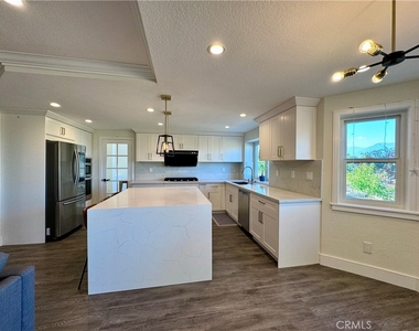 13745 Moonshadow Place - Photo Thumbnail 14