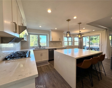 13745 Moonshadow Place - Photo Thumbnail 6