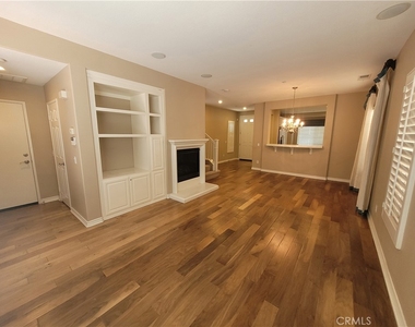 4022 Sutton Court - Photo Thumbnail 6