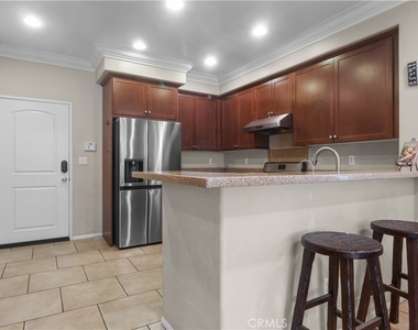 974 Sweetbriar Lane - Photo Thumbnail 10