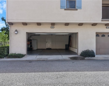 974 Sweetbriar Lane - Photo Thumbnail 3
