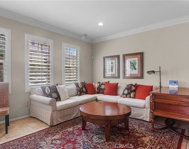 974 Sweetbriar Lane - Photo Thumbnail 6