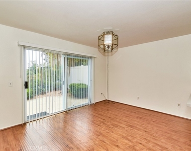 15737 Altamira Drive - Photo Thumbnail 10