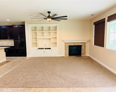 42538 Bradshaw - Photo Thumbnail 8