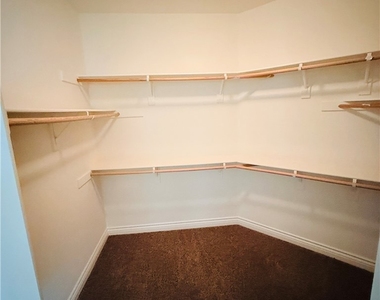 42538 Bradshaw - Photo Thumbnail 29