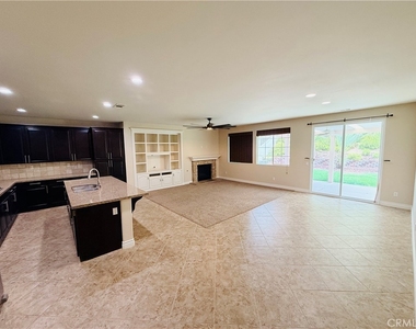 42538 Bradshaw - Photo Thumbnail 7