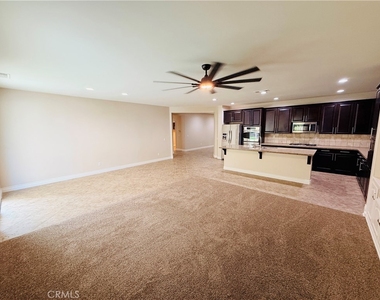 42538 Bradshaw - Photo Thumbnail 9