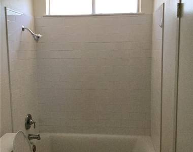 2206 W Avenue K14 - Photo Thumbnail 10