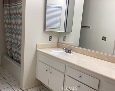 42823 15th Street W - Photo Thumbnail 14