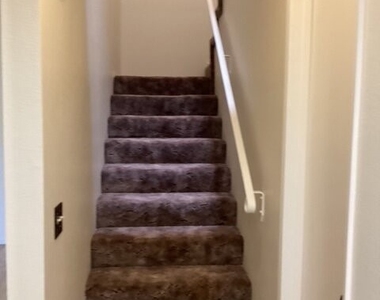 42823 15th Street W - Photo Thumbnail 7