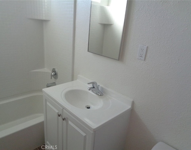 44253 Beech Avenue - Photo Thumbnail 9