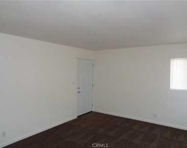 44253 Beech Avenue - Photo Thumbnail 13