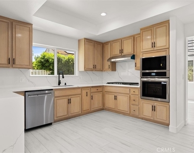 7422 Kyle Court - Photo Thumbnail 36