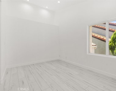 7422 Kyle Court - Photo Thumbnail 27