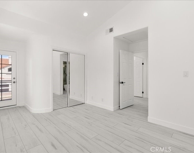 7422 Kyle Court - Photo Thumbnail 49