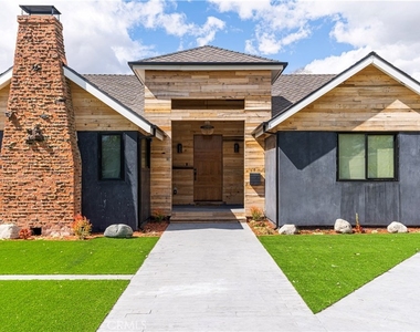 5109 Longridge Avenue - Photo Thumbnail 23