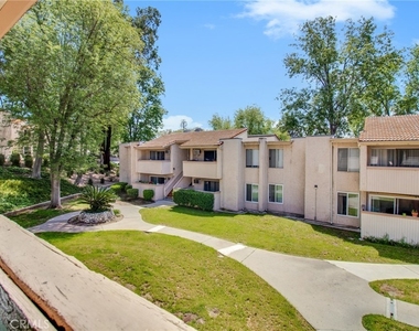 28947 E Thousand Oaks - Photo Thumbnail 13