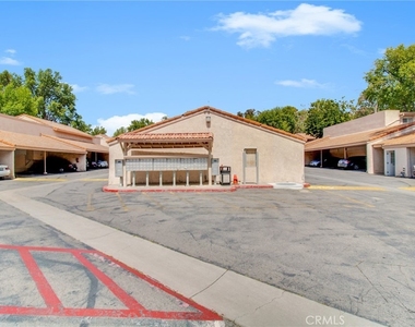 28947 E Thousand Oaks - Photo Thumbnail 29