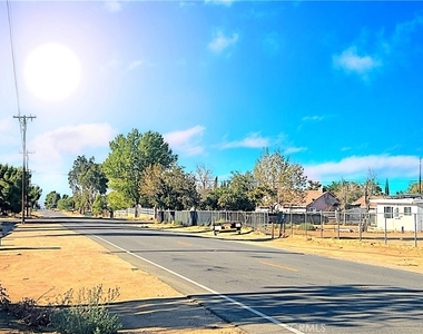 40115 15th Street W - Photo Thumbnail 2