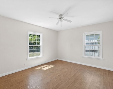 15115 Leadwell Street - Photo Thumbnail 15