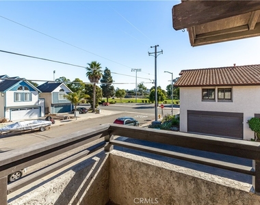 276 Spruce Street - Photo Thumbnail 28