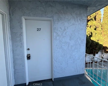 12926 Doty Avenue - Photo Thumbnail 1