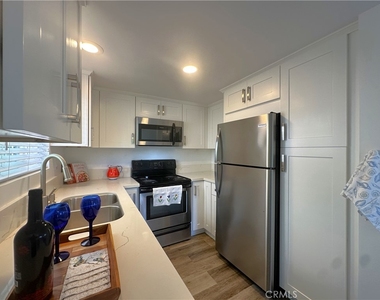 119 S Lucia Avenue - Photo Thumbnail 8