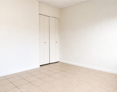 3411 W Orange - Photo Thumbnail 12