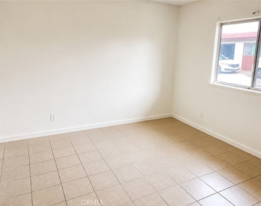 3411 W Orange - Photo Thumbnail 10
