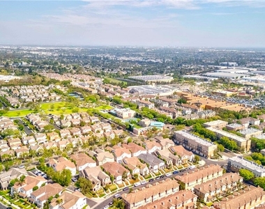 2256 Clark - Photo Thumbnail 58