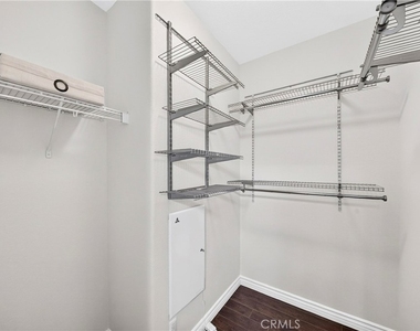 2256 Clark - Photo Thumbnail 33