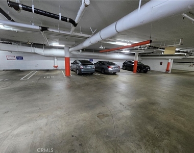 8828 Pershing - Photo Thumbnail 32