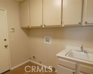 7310 E La Cumbre - Photo Thumbnail 10