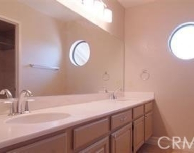 7310 E La Cumbre - Photo Thumbnail 17