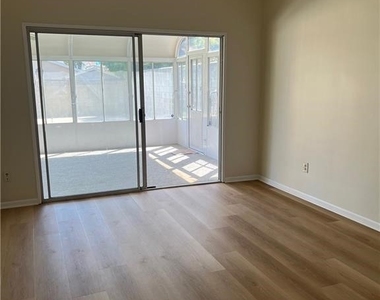26420 Pineknoll - Photo Thumbnail 8