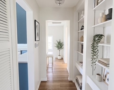26420 Pineknoll - Photo Thumbnail 14
