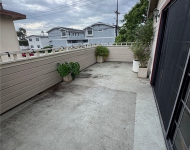 2217 Mathews - Photo Thumbnail 13
