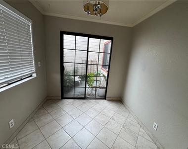 2217 Mathews - Photo Thumbnail 7