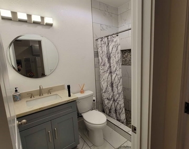 1711 Adler Court - Photo Thumbnail 4