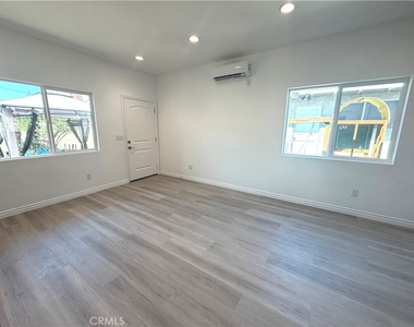 1544 N Hacienda - Photo Thumbnail 1