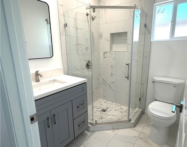 1544 N Hacienda - Photo Thumbnail 7