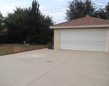 8311 Santa Ynez Street - Photo Thumbnail 9